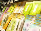 Various kinds of tea products sold by Sumi no Yame tea